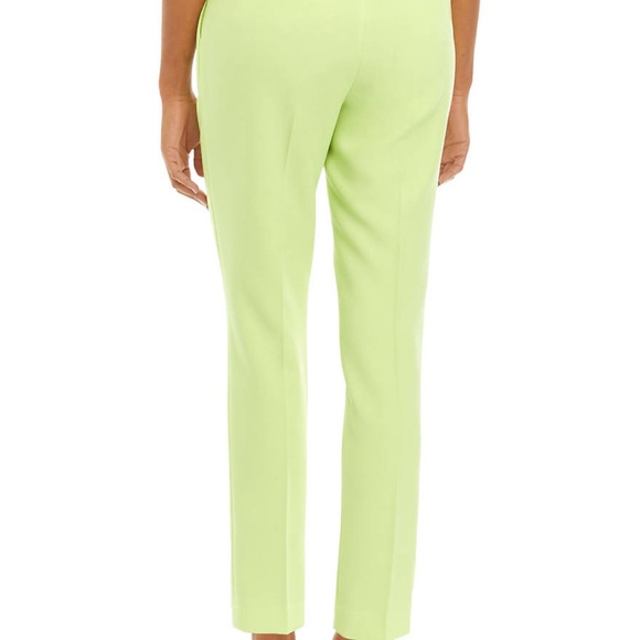 Tahari Crepe Belted jacket with matching crepe classic pants - Picture 4 of 11